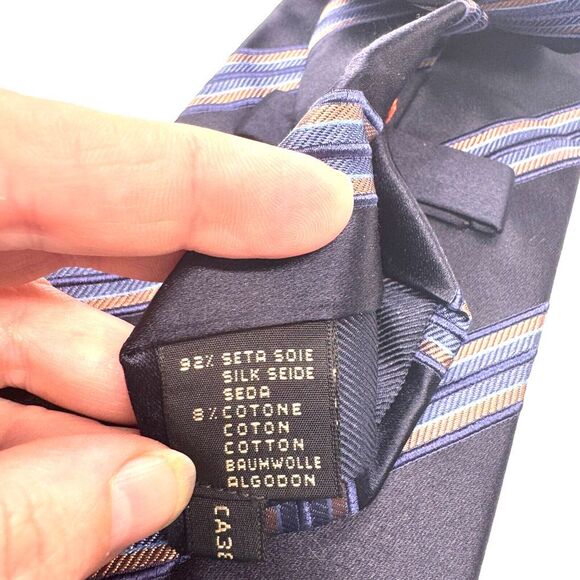 Ermenegildo Zegna Navy Blue Striped Silk Necktie Designer Business - Picture 4 of 4
